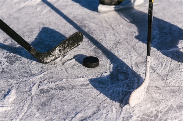 Backyard Ice Rinks in Wisconsin: Can You DIY?